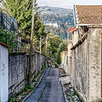 Chemin du Vallon entre le bas de la rue du Bois de la Caille et le Cimetière de la Croix-Rousse (Lyon 4ème)