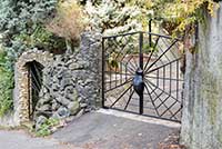 Chemin du Vallon entre le bas de la rue du Bois de la Caille et le Cimetière de la Croix-Rousse (Lyon 4ème)