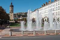 Fontaine place Antonin Poncet