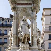 Fontaine place des Jacobins - Guillaume Coustou - La fontaine fut réalisée en décembre 1885 par Gaspard André (1840-1896)