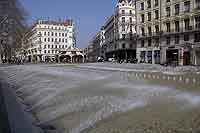 Fontaine place de la République