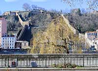 Rempart Sud de Lyon au dessous du Lycée Saint Just Lyon 5ème