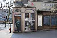 Bernard Pivot Journaliste et créateur de magazines télévisés culturels, Fresque des Lyonnais, Rue de la Martinière  Lyon 1er