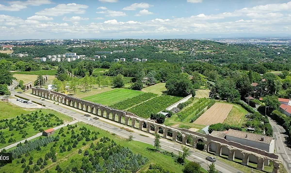 Chaponost avant le siphon Aqueduc du Gier