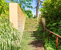 Escaliers d’arrivée en Acier CORTEN - Le Jardin Secret de Saint Rambert l’Île Barbe