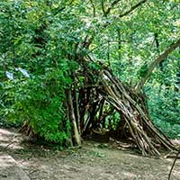 Parc de la Garde Lyon - une des cabannes - Lyon 5ème