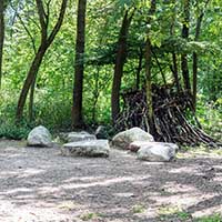 Parc de la Garde - une des cabannes - Lyon 5ème