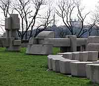 L’esplanade de la Compas-Raison par Serge Boyer, Jardin au Plateau La Duchère (Lyon 9ème)