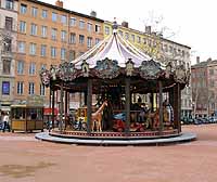 Manège place de la Croix-Rousse Lyon 4ème