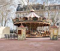 Manège du Parc de la Tête d’Or devant l’entrée Bd des Belges