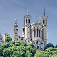 Basilique de Fourvière vue depuis le Quai de Saône Lyon 5ème