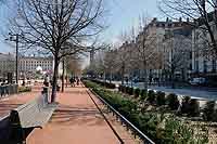 Place Bellecour Lyon 2ème coté sud , vue vers l’est