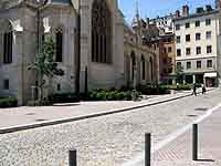 Place François Bertras au nord de Saint Georges Lyon 5ème