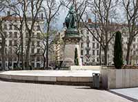 Allégorie de la République (1887) par Emile Peynot (1850-1932) place Carnot Lyon 2ème