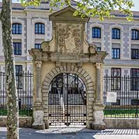 Porte du Collège "La Tourette" Boulevard de la Croix Rousse Lyon 1er