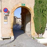 Cour du Château de Saint Cyr au Mont d’Or