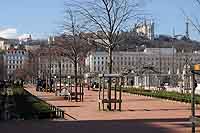 Place Bellecour Lyon 2ème (vue vers l’ouest)