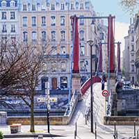 Quai Fulchiron près de la Passerelle Abbé Paul Couturier