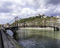 Quai Fulchiron et Passerelle Abbé Paul Couturier Lyon 5ème