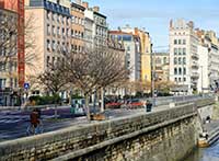 Place Benoït Crépu et Maison Blanchon Quai Fulchiron