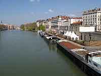 Quai Maréchal Joffre Lyon 2ème Près du pont Kitchener Marchand