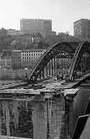 22 fev1983 Ancien Pont de La Boucle (Pont Winston Churchill) Démolition