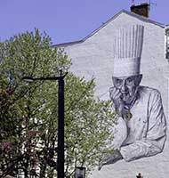 Paul Bocuse - Cours Lafayette face aux halles Paul Bocuse Lyon 3