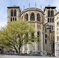 Tours du Chevet Cathédrale Saint Jean Baptiste Lyon ème