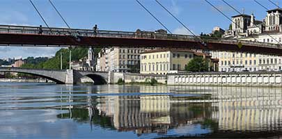 Passerelle du Palais de Justice sur la Saône