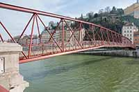 Passerelle de l’Homme de la Roche sur la Saône du quai Saint Vincent au Quai Pierre Scize