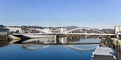 Pont Schuman entre le quai Gillet et le Quai de la Gare d’eau à  Vaise