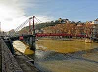 Passerelle Paul Couturier (Saint Georges)