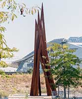 Par Bernar Venet "9 ACUTE ANGLES, 2018" rue Hrant Dink (Rétrospective 2019-1959)à la Confluence