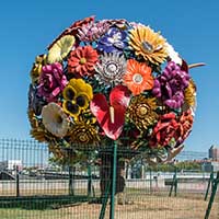 "Flower Tree" Jeong-Hwa Choi (Coréen) place Antonin Poncet en 2018 Lyon 2ème