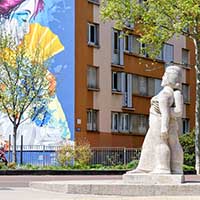 "Le Chant des Canuts" 1980 par les sculpteurs Georges Salendre (1890-1985), Da Fonseca et Hamelin - Place des Tapis - Lyon 4ème