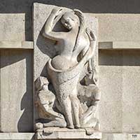 "Les Couturières" par Georges Salendre (1890-1985)- Façade de la Martinière Lyon 1er