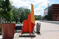 Lovato "Signal Orange" 1978 sur le parvis du Centre Commercial de la Part-Dieu Lyon 3ème