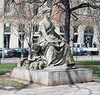 "Ville de Lyon" partie du monument à la République place Carnot avant 1975 Place Carnot Lyon 2ème